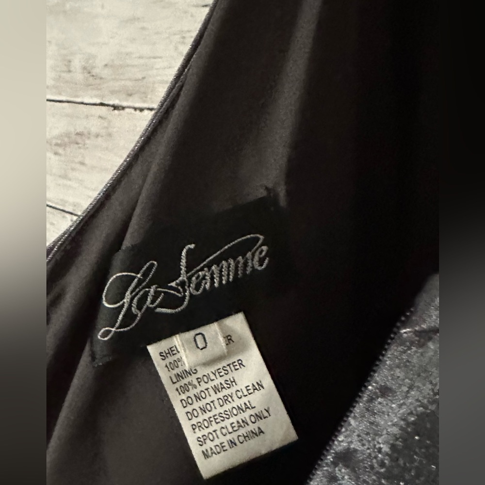 La Famme Dress Size 0 - Picture 8 of 9